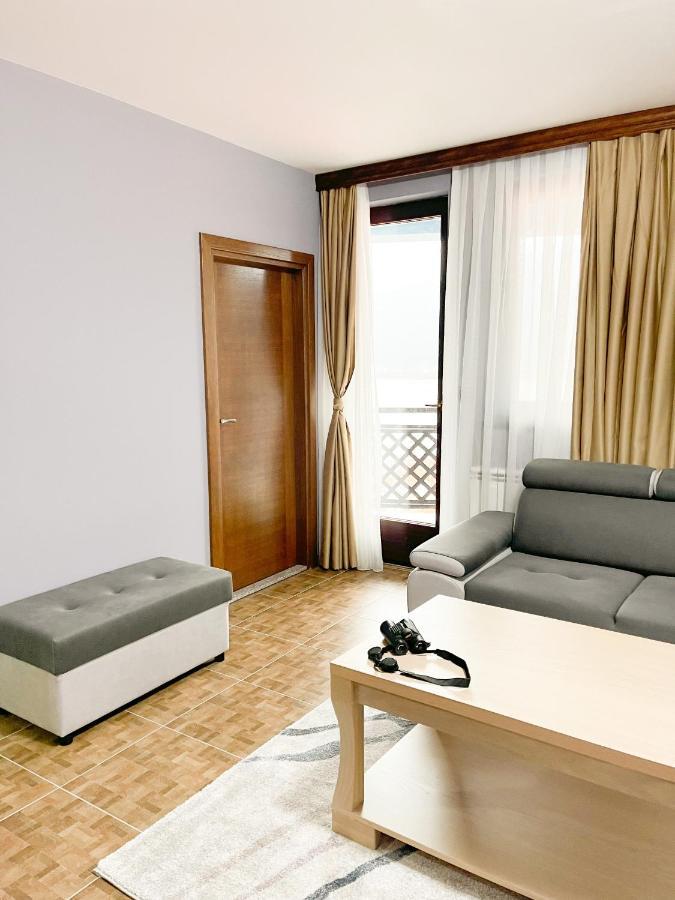 Apartments & Rooms Brijest プラヴ エクステリア 写真